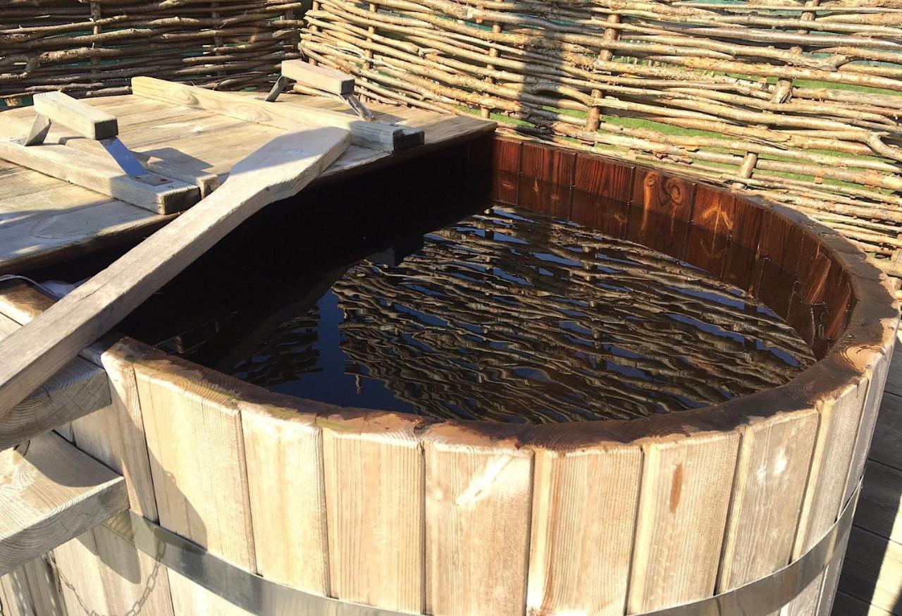 Сasa de vacaciones Lushna 2 Petite At Lee Wick Farm & Glamping